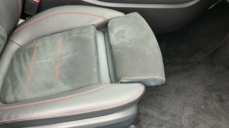 Mercedes-Benz CLA 250e AMG Line Premium + Night Ed 4dr Tip Auto Saloon